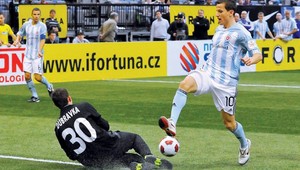 Slovan na Víkende šampiónov v skupine so Spartou