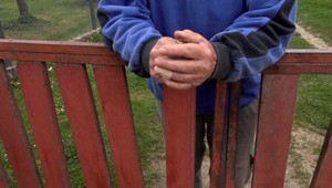 Syn sa vyhrážal zabitím vlastnému otcovi. V dome mu dokonca nechával pustený plyn