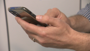 Písal podporné statusy o atentáte na premiéra, potom zasiahla NAKA. Muž má aktuálne vážny problém