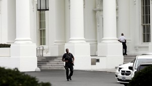 Streľba pri Bielom dome a Kongrese, útočila žena s dieťaťom