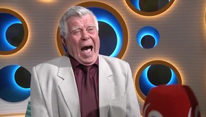 Kurvašopaholubník - Oldo Hlaváček chytil záchvat smiechu (Inkognito)