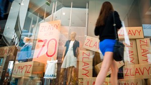 Povianočné výpredaje sa začali. Ušetriť môžete desiatky eur!