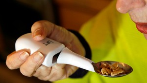 Google trápi Parkinson. Spoločnosť predstavila supermoderné lyžice