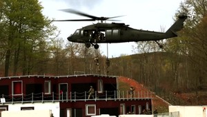 Žijú aj v stanoch a nechcú byť vnímaní ako votrelci. Na Slovensku sú už vojaci všetkých piatich armád NATO