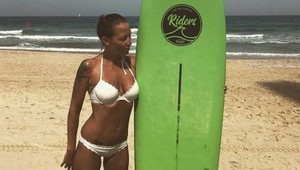 Agáta pri mori pookriala. Pozrite na to TELO!