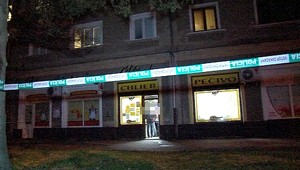 Vystrašená predavačka odohnala lupiča chlebom