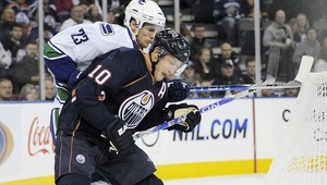 Edmonton natiahol čiernu šnúru, Demitra i Višňovský bez bodu