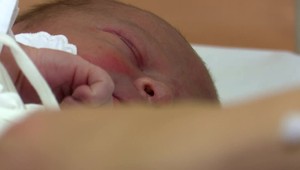 VIDEO: Prvé bábätká roka 2020, detský plač sa najskôr ozval v Bratislave