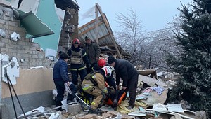 684.deň na Ukrajine: Rusko opäť útočilo na Ukrajinu raketami. Ľudia sa ukrývali v metre