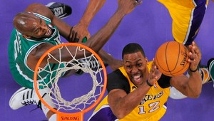 NBA: Houston si poradil s Oklahomou, Lakers zdolali Boston