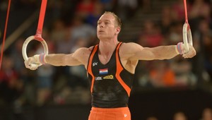 Problémového Van Geldera poslali domov. Finále kruhov bez neho