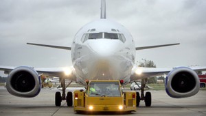 Pozor, do Bratislavy idú papaláši. Pripravte sa na zdržanie