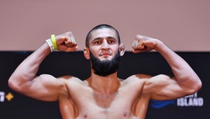 Môže sa zapísať do histórie. Bojovník UFC bude zápasiť druhýkrát za 10 dní!