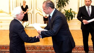 Prezident oceňoval, Kiska si vybral kritikov okupácie