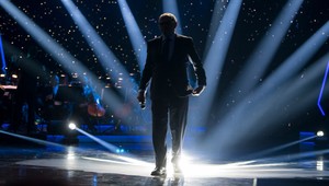 Galavečer Krištáľové krídlo priniesol okrem ocenených aj jedno umelecké prekvapenie –  premiéru skladby projektu Story s Milanom Kňažkom