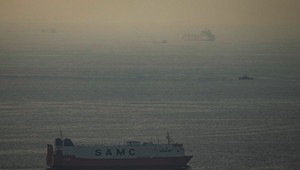 ONLINE: Iránska armáda hrozí úplným uzavretím Hormuzského prielivu