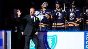 Hašek sa dočkal ďalšej pocty v Buffale! Gratulant Gáborík