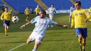 HUSTE.tv: V Nitre hostia lídra, Slovan do Košíc po tri body