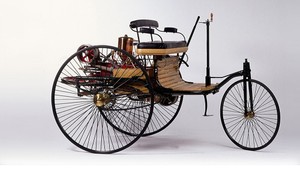 Mercedes postavil repliku svojho prvého patentovaného auta