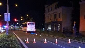 Ďalšia tragédia na cestách: Autobus zrazil chodca