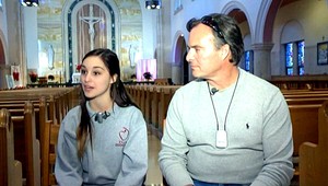 Načúvacie zariadenie Kenovi splnilo sen! Počul dcérin spev