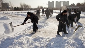 Mrazivé počasie si vyžiadalo vyše 100 obetí