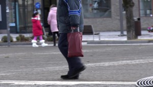 Mnohí prišli o celoživotné úspory: Podvodníci v trenčianskom kraji obrali ľudí o 22-tisíc