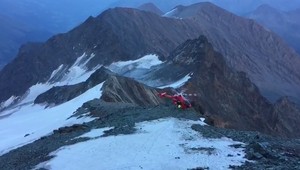 VIDEO: Helikoptéra havarovala, keď zachraňovala horolezca po infarkte