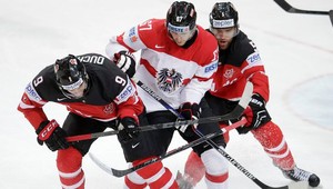 Kanaďania aj bez Crosbyho dvojciferne prevalcovali Rakúšanov