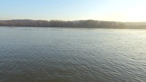 Dunaj pokryla niekoľko kilometrov dlhá vrstva nafty. Nie je jasné, kde sa vzala