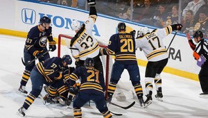 VIDEO. Chárov gól Buffalu, Tatar druhou hviezdou