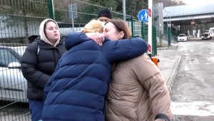 Situácia na hraniciach sa ustálila. Hraničný priechod pripomína bežný deň pred vojnou