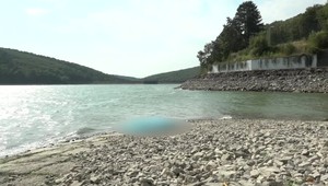 Ďalšia tragédia pri kúpaní: Z vodnej nádrže vytiahli nevládne telo muža