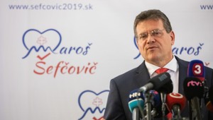 Najnovšie výsledky prezidentského prieskumu: Šefčovič je stále v čele