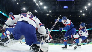 REGENDA v rýchlosti a ukážkovo prekonal amerického brankára