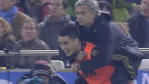 Mourinho pobúril svojou oslavou hráčov Valencie