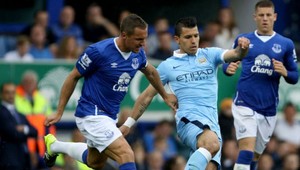 Agüero prerušil zápas. Zaregistroval kolabujúceho diváka!