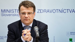 Minister Uhliarik klamal a zlyhal, tvrdí Richard Raši