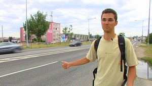 Stopom okolo sveta. Dobrodruh Hogy si plní sen