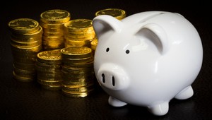 Euro máme už desať rokov. V obehu sú stále miliardy slovenských korún