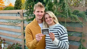 Eliška Mintálová čaká DIEŤA