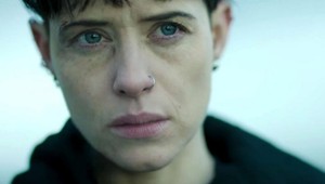 Severský krimi thriller odhalí ďalší temný príbeh hackerky a ochrankyne týraných žien!