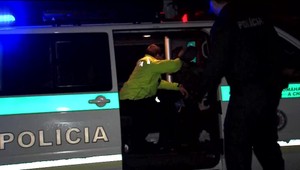 Do 17-ročného Martina narazili autom a potom ho zbili. Polícia už pozná útočníka