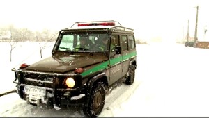 Opitý policajt zaútočil na hliadku, kolegovi vybil zuby