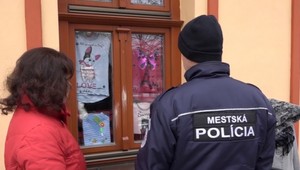 Zlodeja v Skalici okamžite chytili, ukryl sa medzi šatstvo