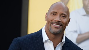 Jedna krajšia ako druhá! Dwayne Johnson môže byť na svoje dcéry hrdý!