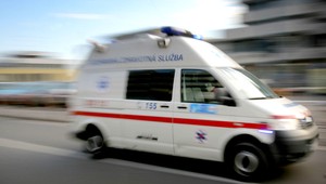 Dievčatko, ktoré utrpelo popáleniny pri požiari v Zakamennom, zomrelo