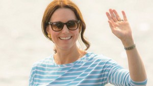 Zbohom, šaty! Kate žiari aj v pruhovanom tričku a legínach