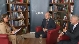 Analýzy 24: Nemožno spájať ľudí, ktorí nesúhlasia s politikou vlády, s motívom útoku" povedal Dubéci