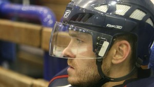 Lažo mieri do kempu Edmontou s túžbou presadiť sa